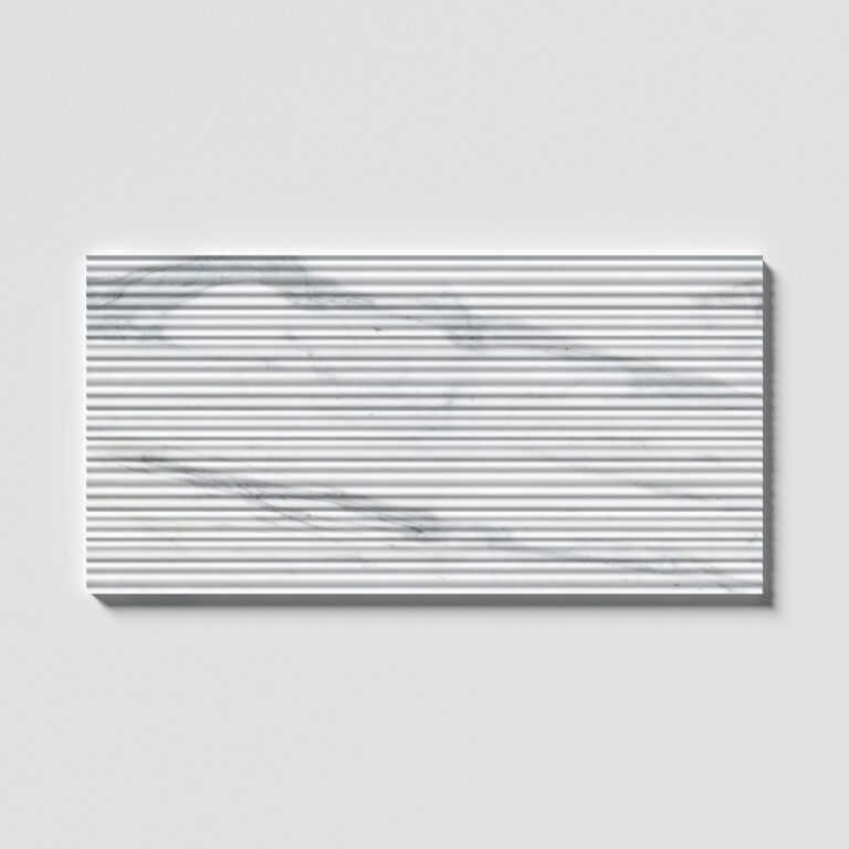 Mia Urbo Stone - fluted grooved marble tile gerippt marmor fliesen Calacatta Gold Fine Large Tile