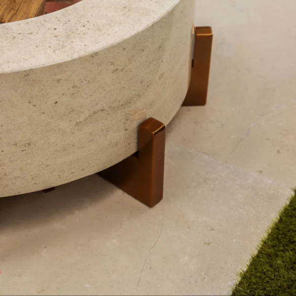 Mia-Urbo-Stone-Ignite-stone-fire-pit-bonfire-akmeninis-židinys-кам'яне-вогнище-каменный-очаг-Steinherd-kamenné-ohniště