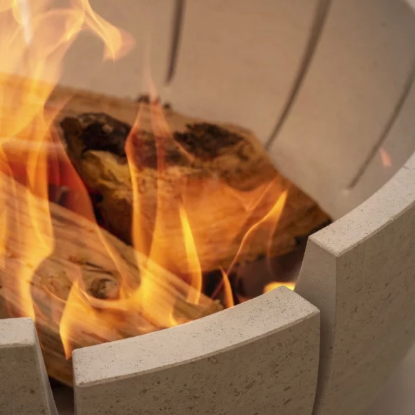 Mia-Urbo-Stone-Ignite-stone-fire-pit-bonfire-akmeninis-židinys-кам'яне-вогнище-каменный-очаг-Steinherd-kamenné-ohniště