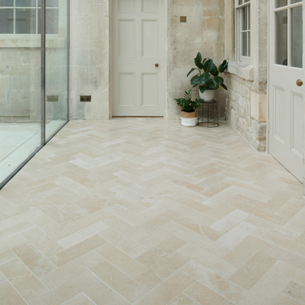 Natural stone tiles flooring mosaics fluted bespoke limestone marble granite onyx marmor Marmormosaik