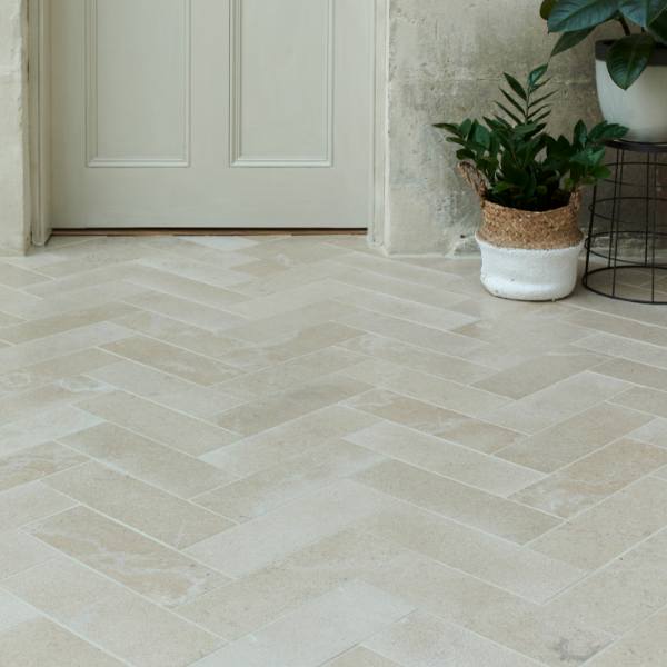 Natural stone tiles flooring mosaics fluted bespoke limestone marble granite onyx marmor Marmormosaik